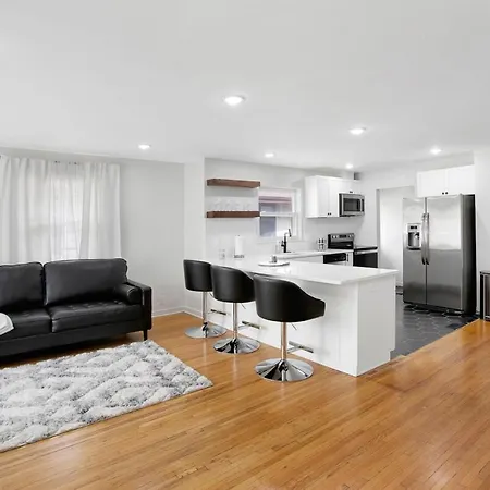 Chic Escape Near Mall Of America